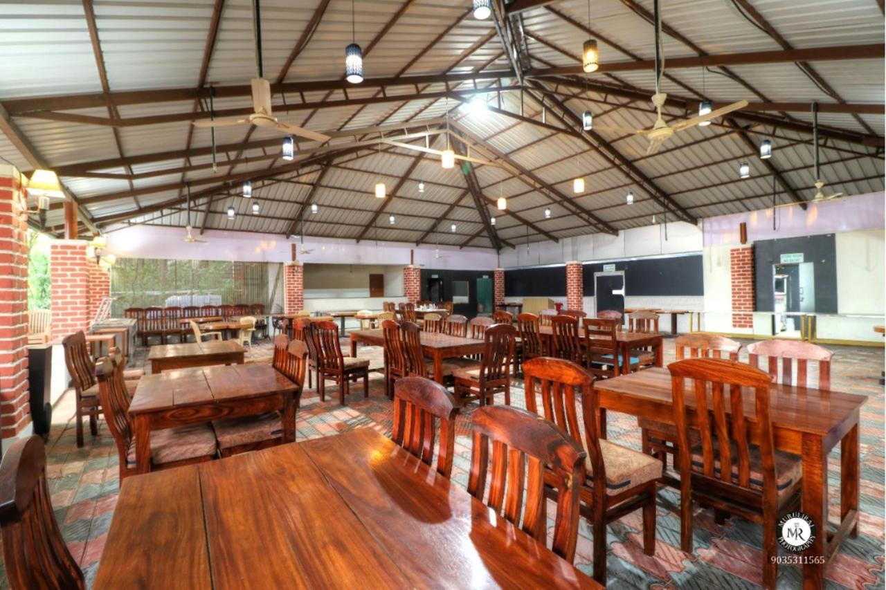 Coorg Nesara Hotel And Resort กูชาลนาการ์ ภายนอก รูปภาพ